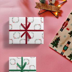 Christmas Wreath Wrapping Paper